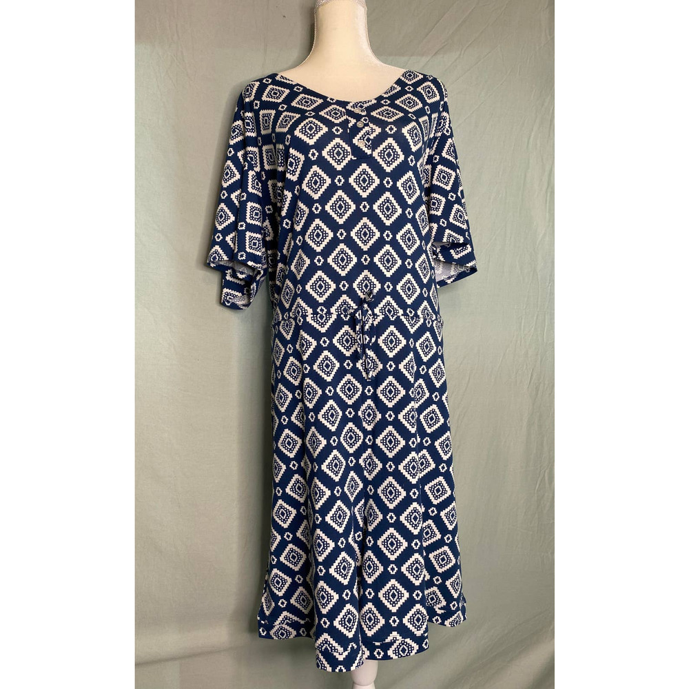 NWT LULAROE Xanthe 3XL Navy Romper